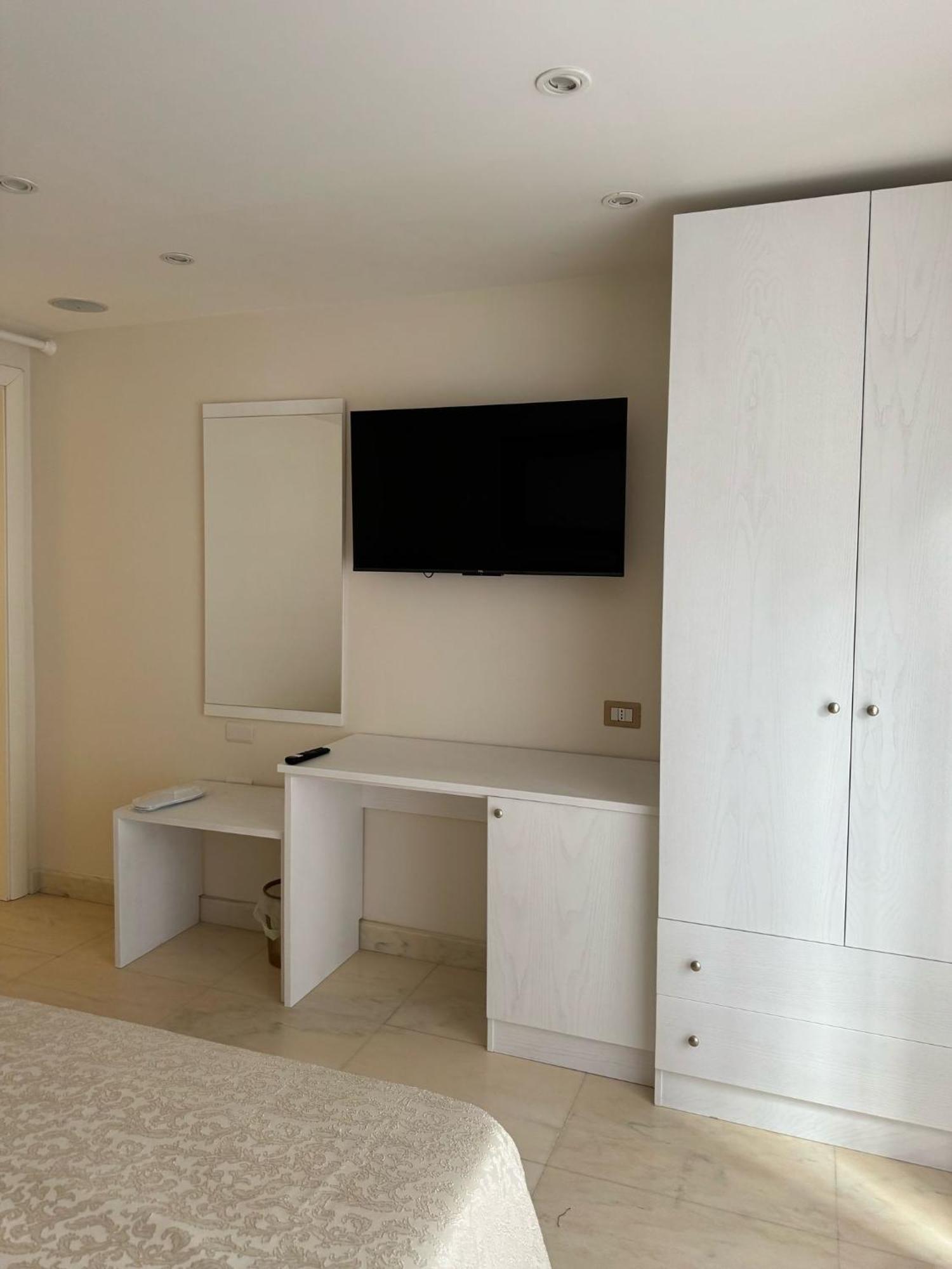 Bernini House Naples Otel Dış mekan fotoğraf